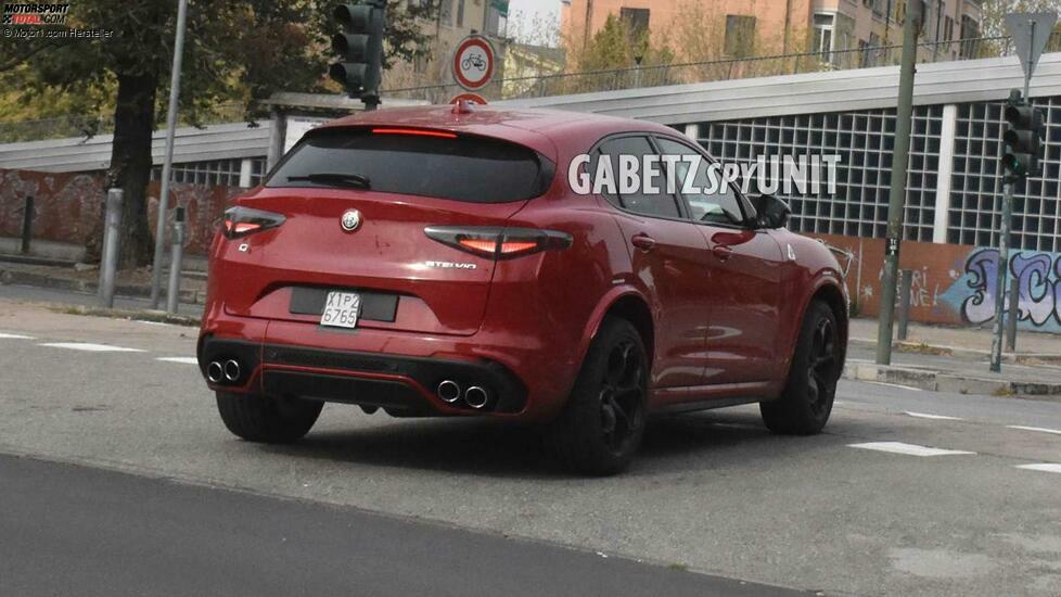 2023 Alfa Romeo Stelvio Quadrifolio Spionagefoto