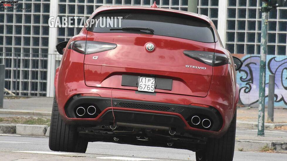 2023 Alfa Romeo Stelvio Quadrifolio Spionagefoto