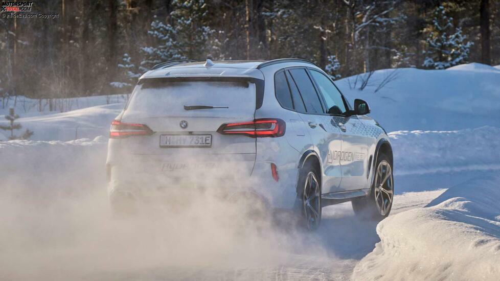 BMW iX5 bei Winter-Tests