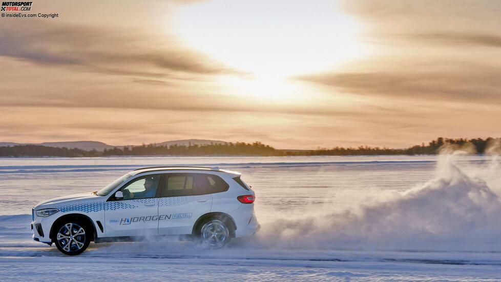 BMW iX5 bei Winter-Tests