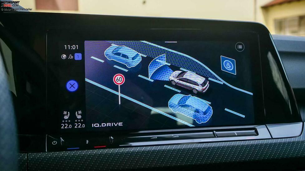 VW Golf R Variant (2021) im Test