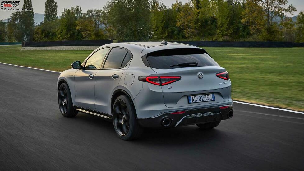 Alfa Romeo Stelvio (2023)