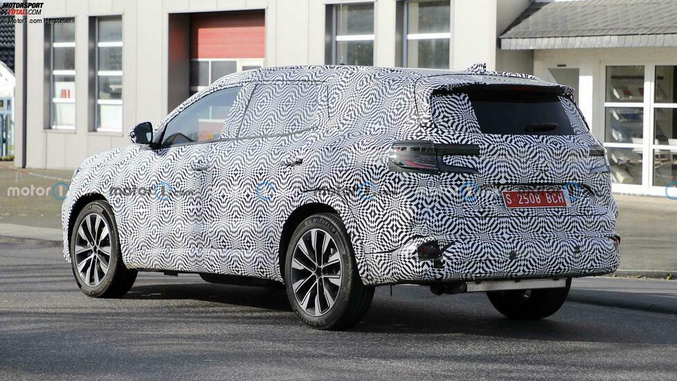Renault Grand Austral (2023) als Erlkönig erwischt