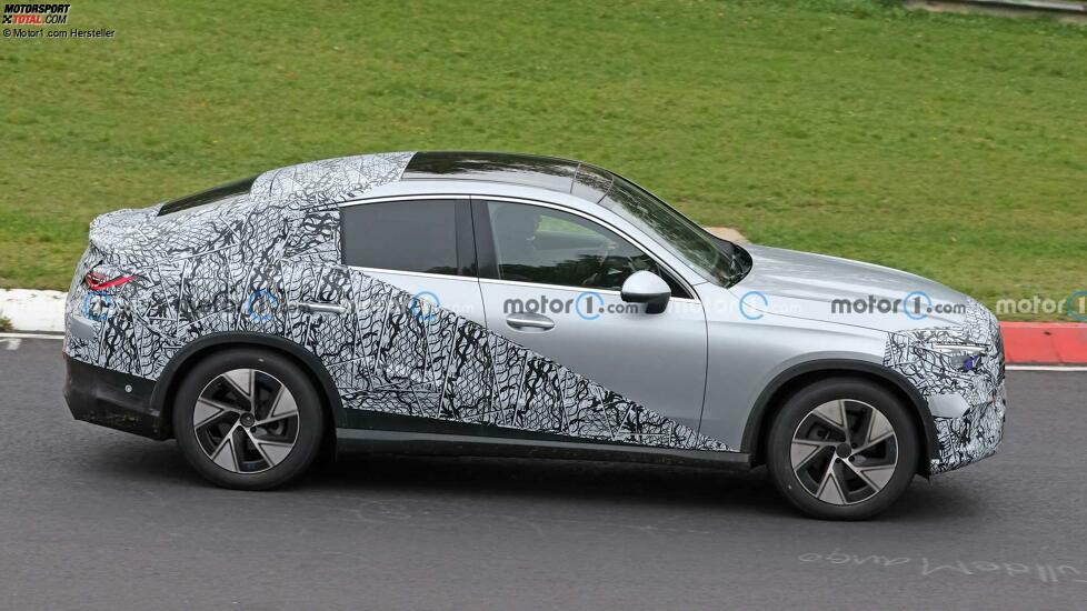 Mercedes-Benz GLC Coupé (2023) auf neuen Erlkönigbildern