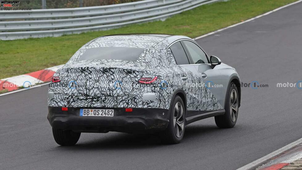 Mercedes-Benz GLC Coupé (2023) auf neuen Erlkönigbildern