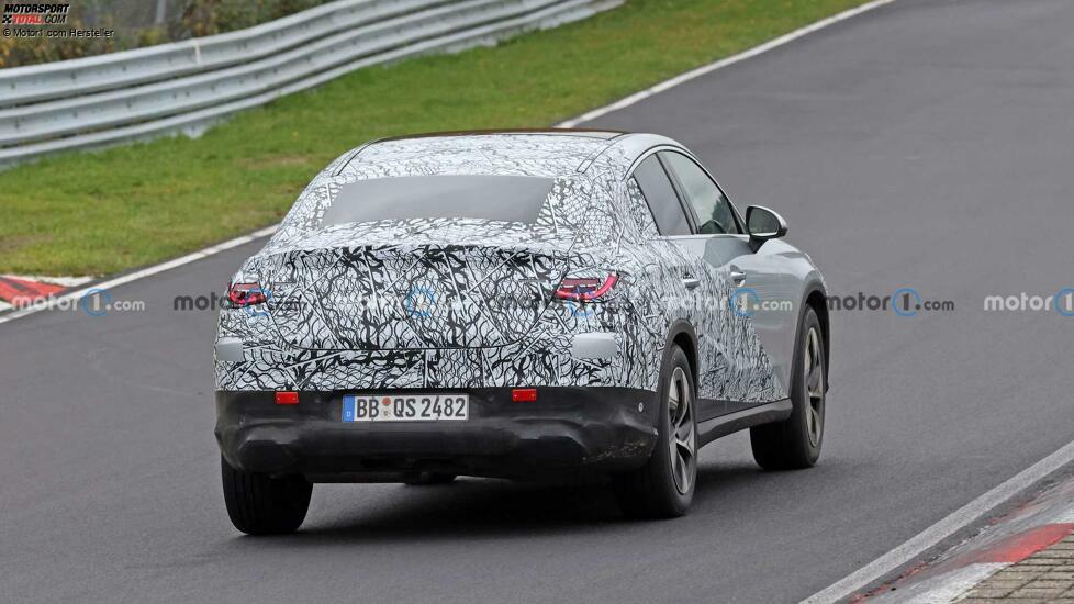 Mercedes-Benz GLC Coupé (2023) auf neuen Erlkönigbildern