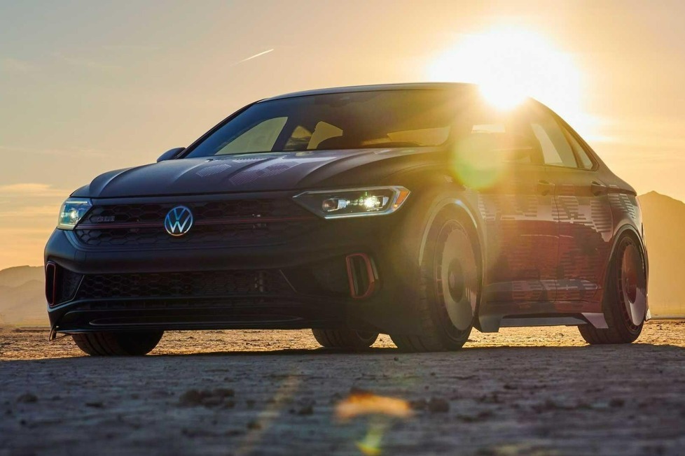 Inspiriert von der Motorsporttradition fand das Debüt auf der diesjährigen SEMA Show statt ...