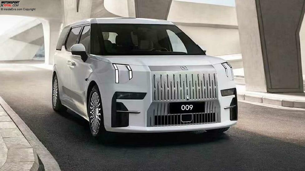 2023 Zeekr 009