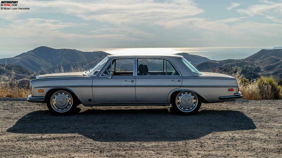 Icon Derelict 1971 Mercedes-Benz 300 SEL (SEMA 2022)