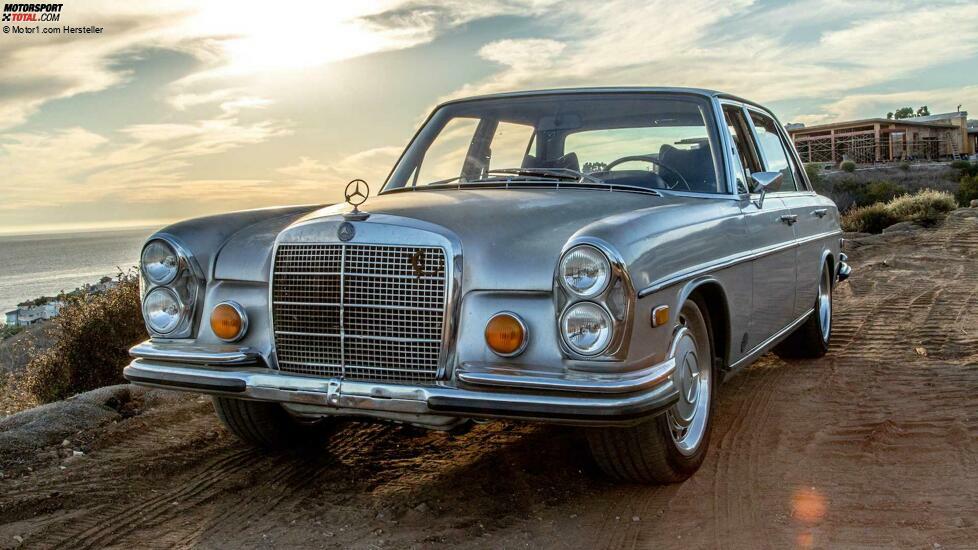 Icon Derelict 1971 Mercedes-Benz 300 SEL (SEMA 2022)
