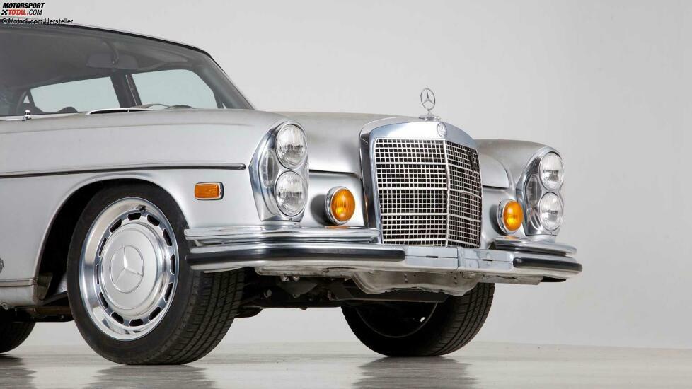 Icon Derelict 1971 Mercedes-Benz 300 SEL (SEMA 2022)
