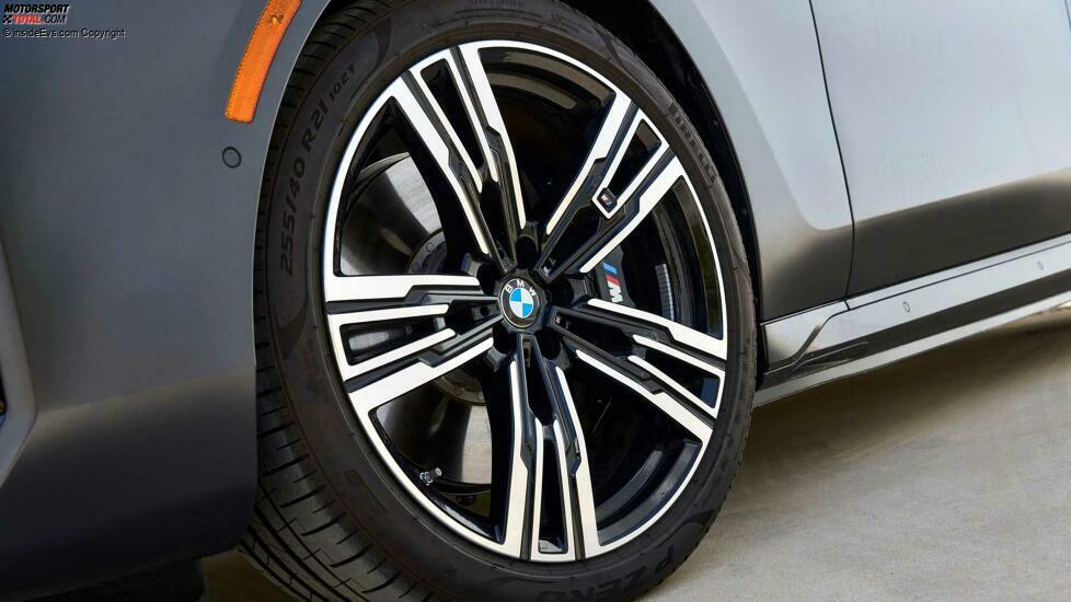 BMW i7 xDrive60 (2022) im Test
