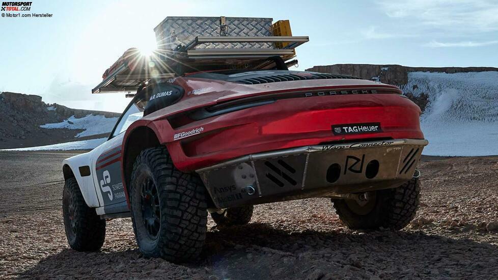 Porsche 911 Prototypen erklimmt Vulkan