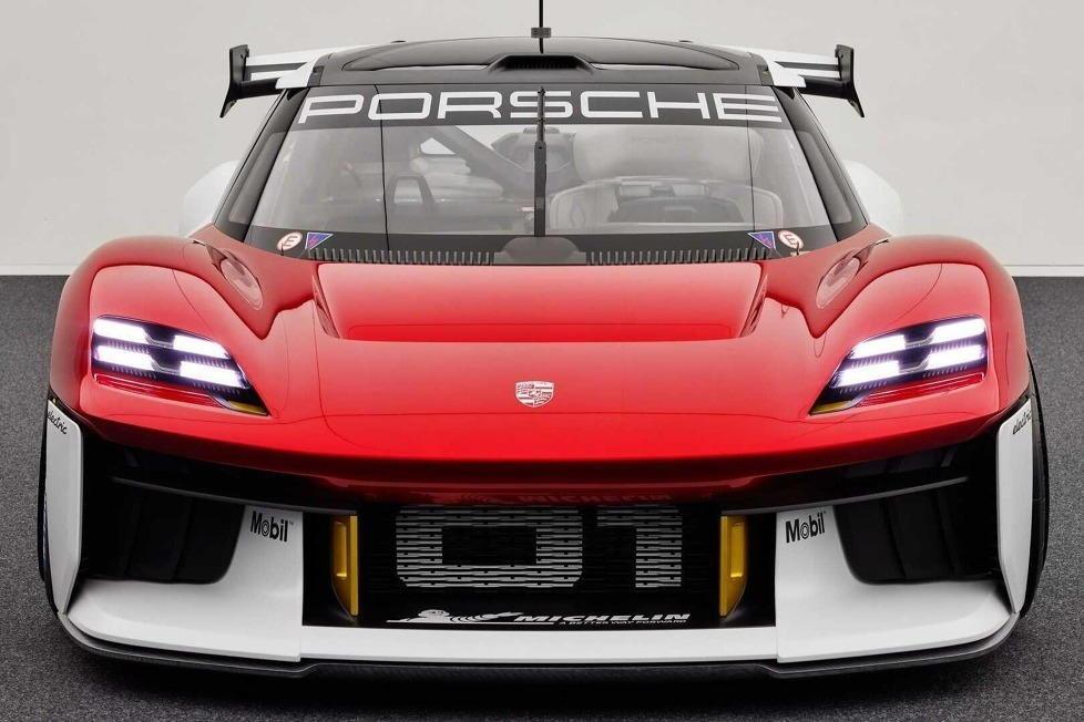 Das stark vom Mission R Concept beeinflusste Modell wird 2025 auf den Markt kommen