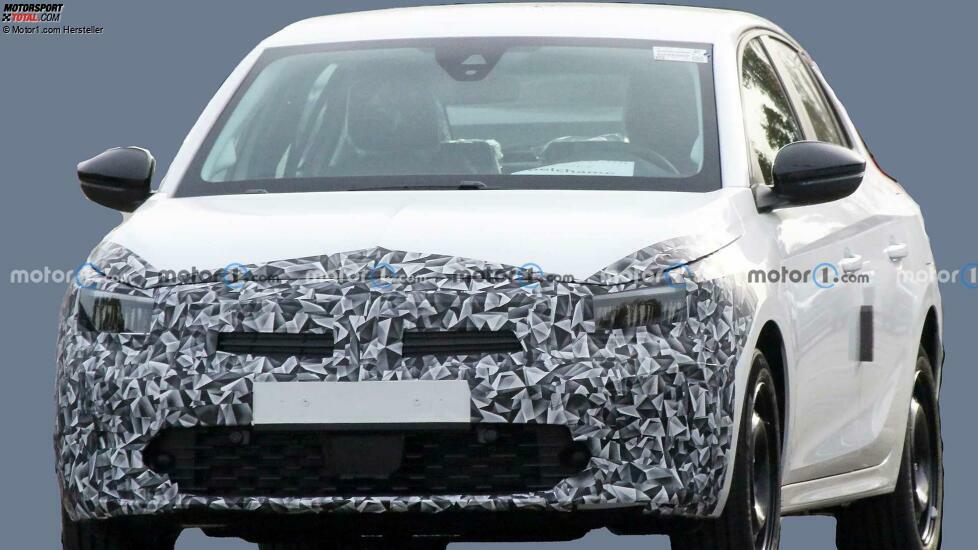 Opel Corsa Facelift erstes Spionagefoto