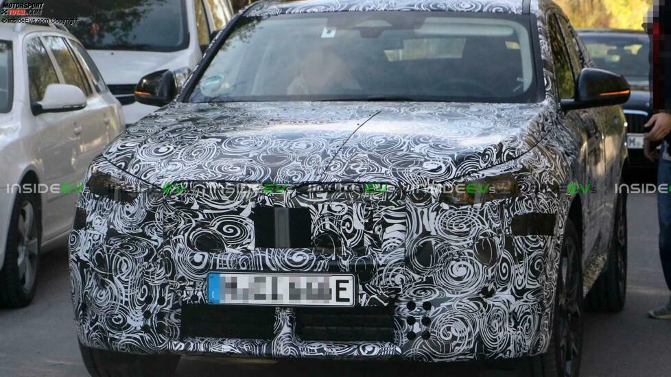 BMW iX2 als Erlkönig