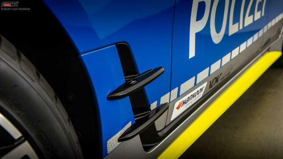 BMW i4 by AC Schnitzer TUNE IT! SAFE!-Polizeifahrzeug 2022