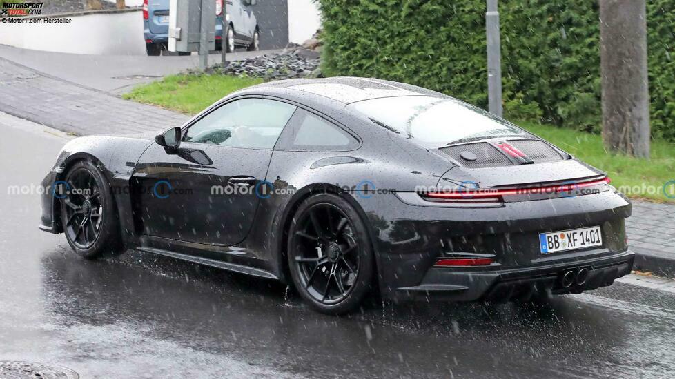 Porsche 911 ST auf neuen Erlkönigbildern (Dezember 2022)