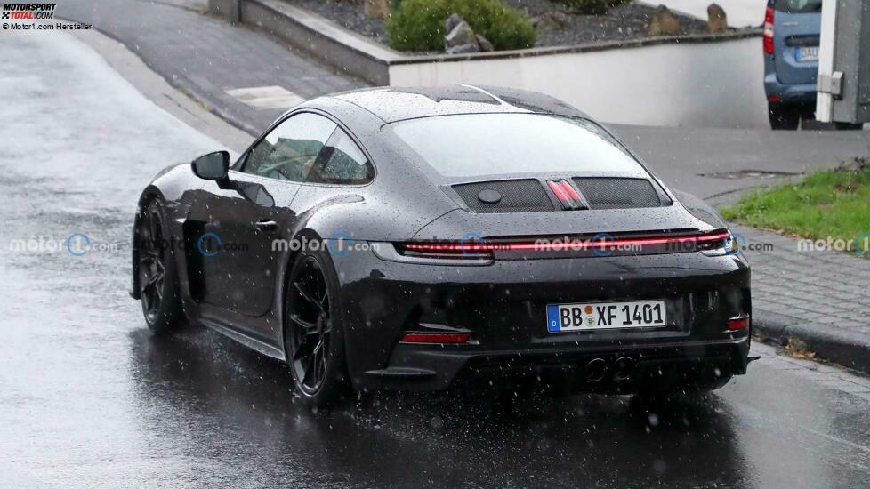 Porsche 911 ST auf neuen Erlkönigbildern (Dezember 2022)