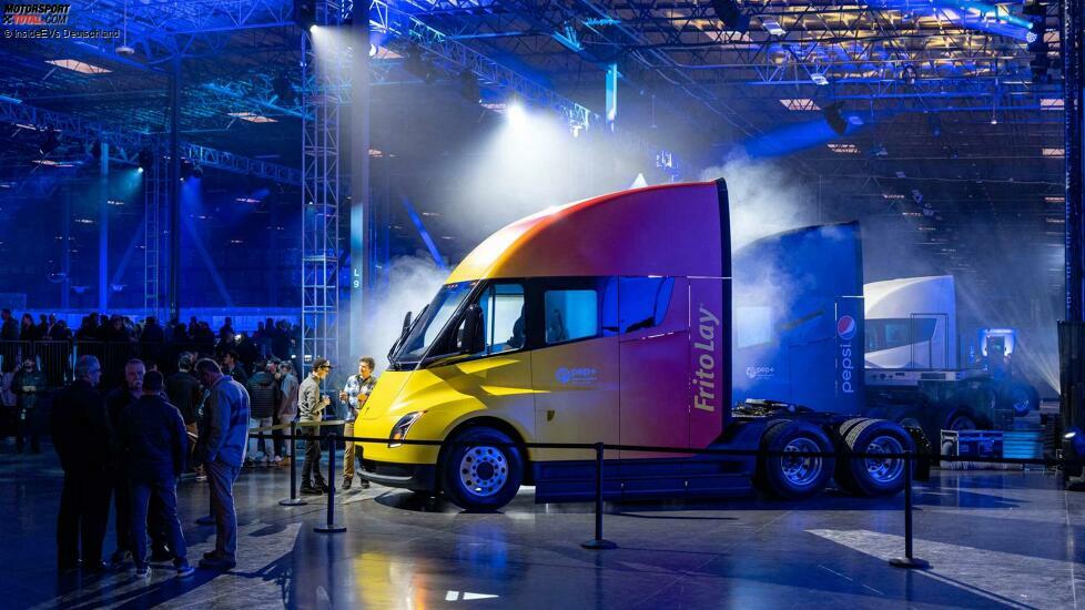 Tesla Semi Delivery Event (December 1, 2022)