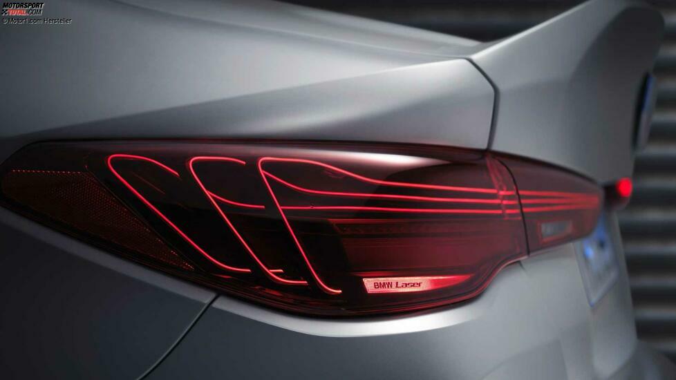 2022 BMW M4 CSL