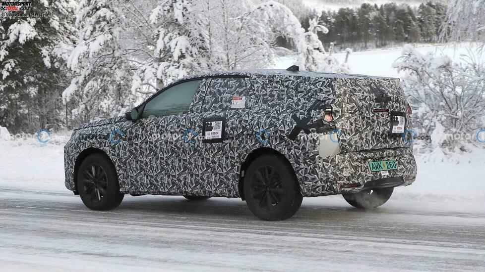 Peugeot 3008 auf neuen Erlkönigbildern