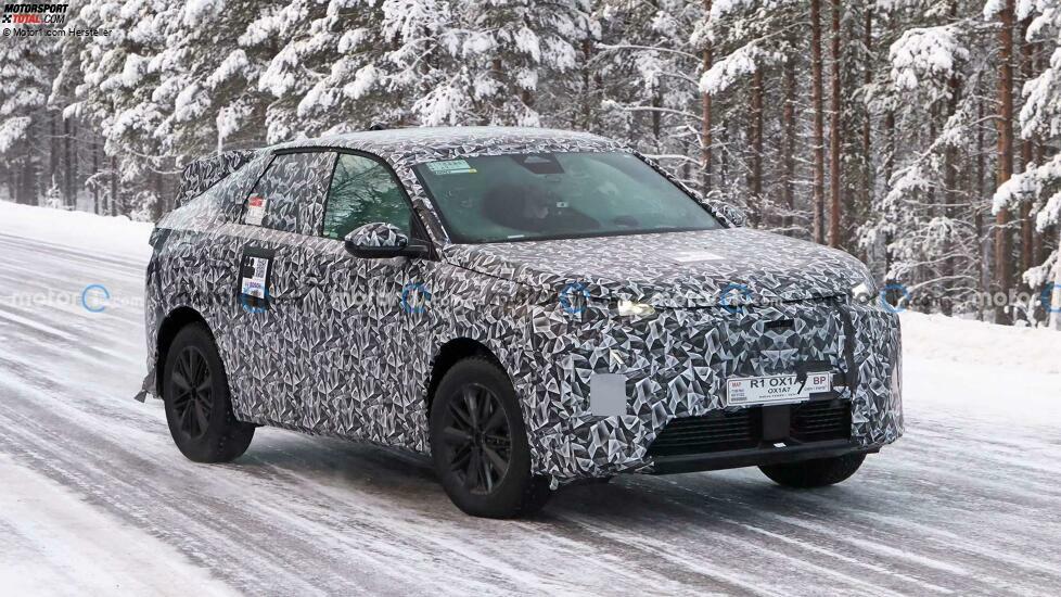 Peugeot 3008 auf neuen Erlkönigbildern