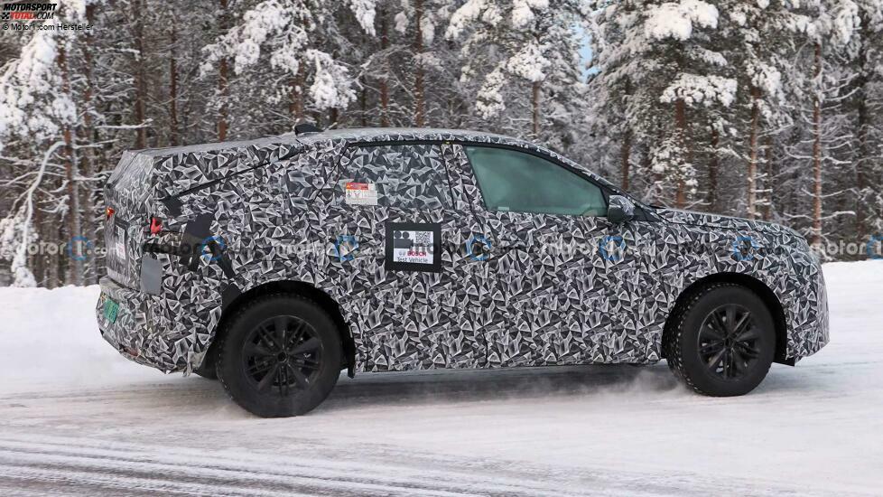 Peugeot 3008 auf neuen Erlkönigbildern
