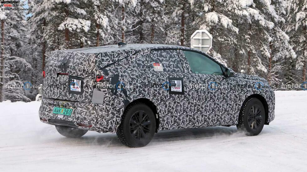 Peugeot 3008 auf neuen Erlkönigbildern
