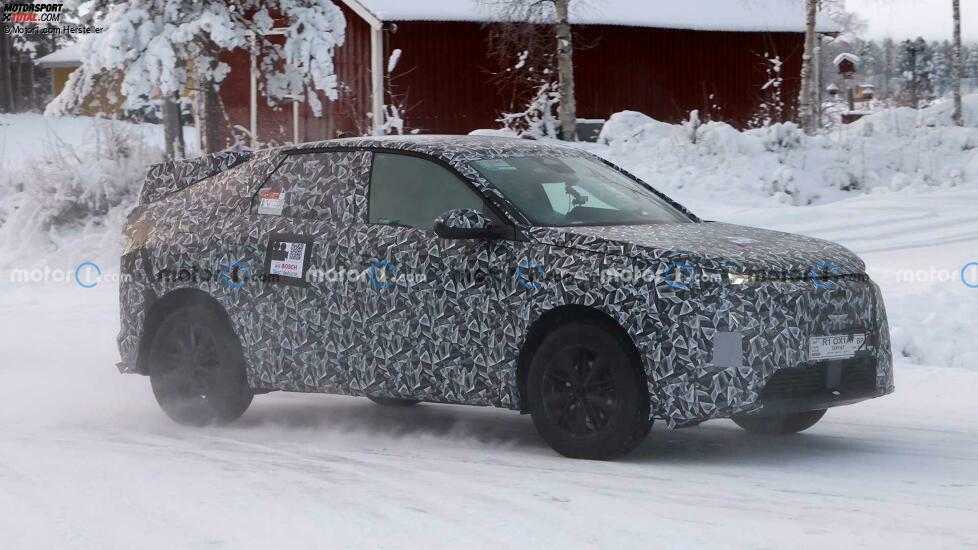 Peugeot 3008 auf neuen Erlkönigbildern