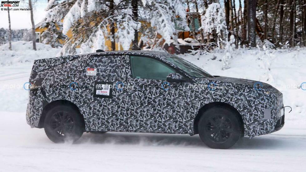 Peugeot 3008 auf neuen Erlkönigbildern