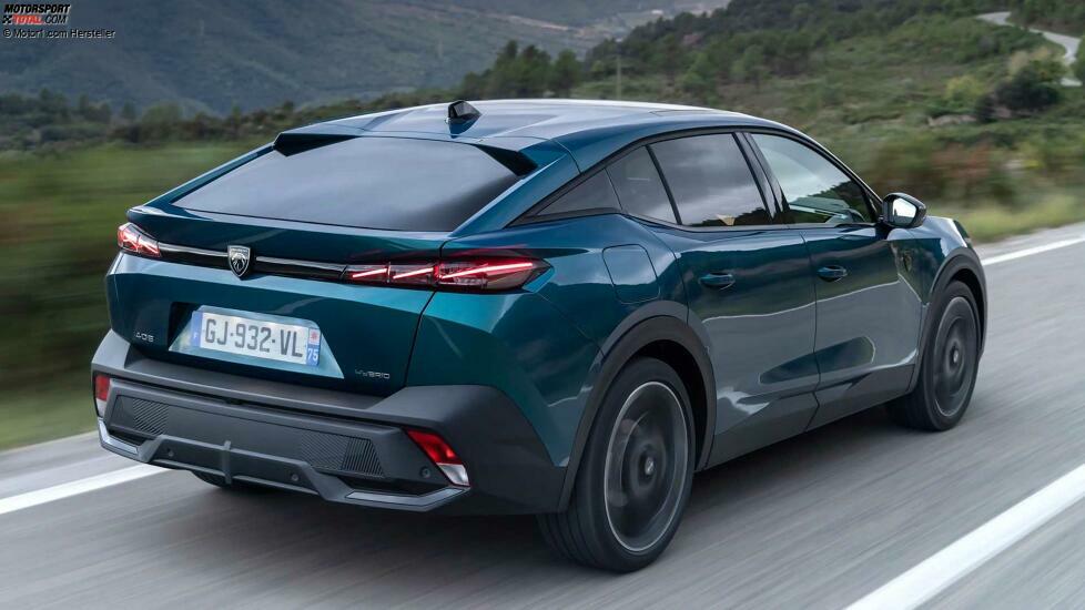 Peugeot 408 Hybrid 225 e-EAT8 (2022) im Test