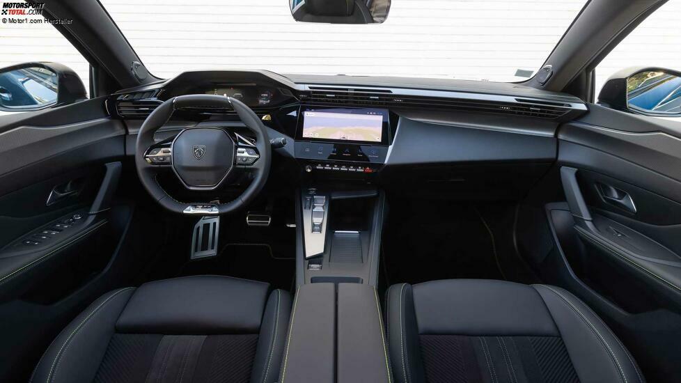 Peugeot 408 Hybrid 225 e-EAT8 (2022) im Test
