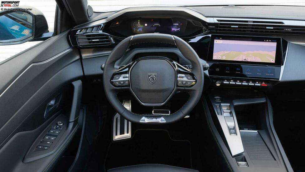 Peugeot 408 Hybrid 225 e-EAT8 (2022) im Test