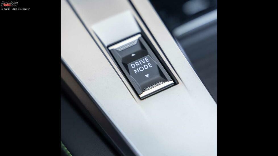 Peugeot 408 Hybrid 225 e-EAT8 (2022) im Test