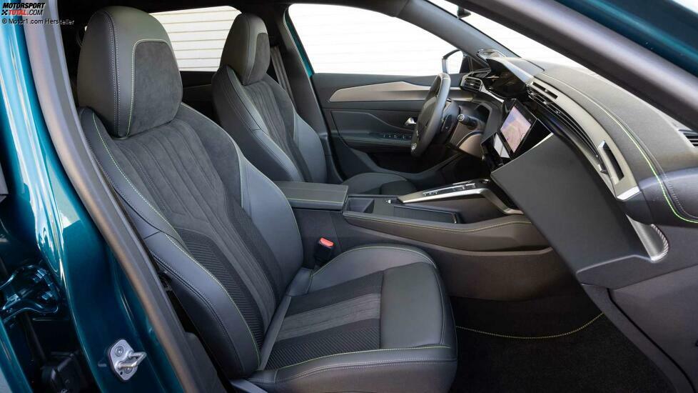 Peugeot 408 Hybrid 225 e-EAT8 (2022) im Test
