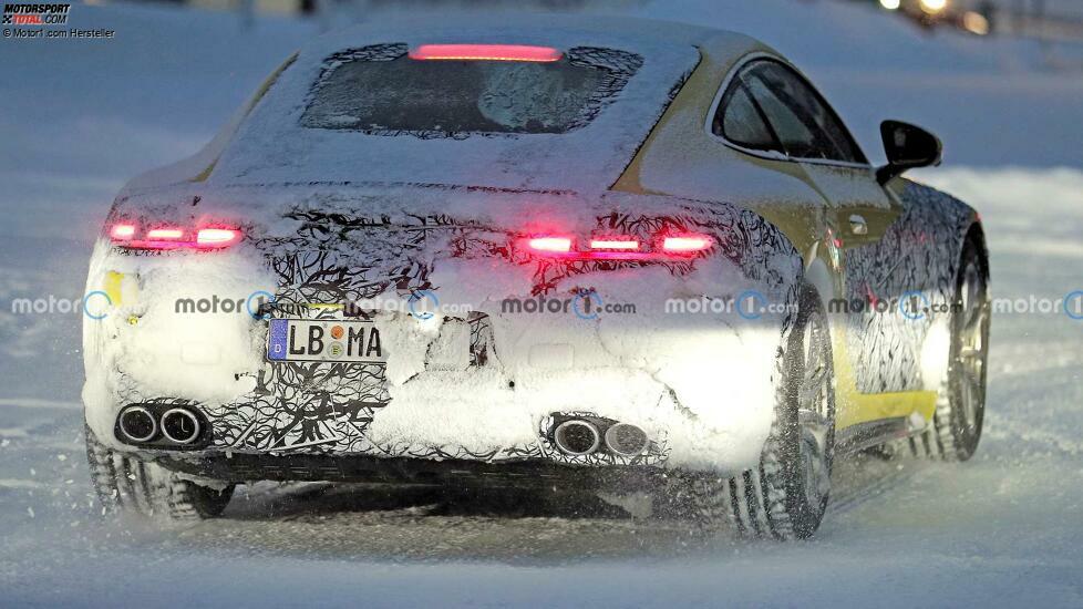 Mercedes-AMG GT Coupe (2023) mit weniger Tarnung erwischt