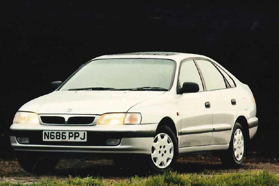 Maximal langweilig, aber maximal zuverlässig: Der Carina E war der erste Toyota, der in Europa gebaut wurde - Jetzt wird er 30 Jahre alt