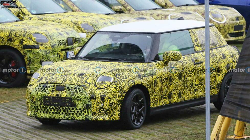 Neuer Mini Cooper (2023) mit Verbrennungsmotor als Erlkönig