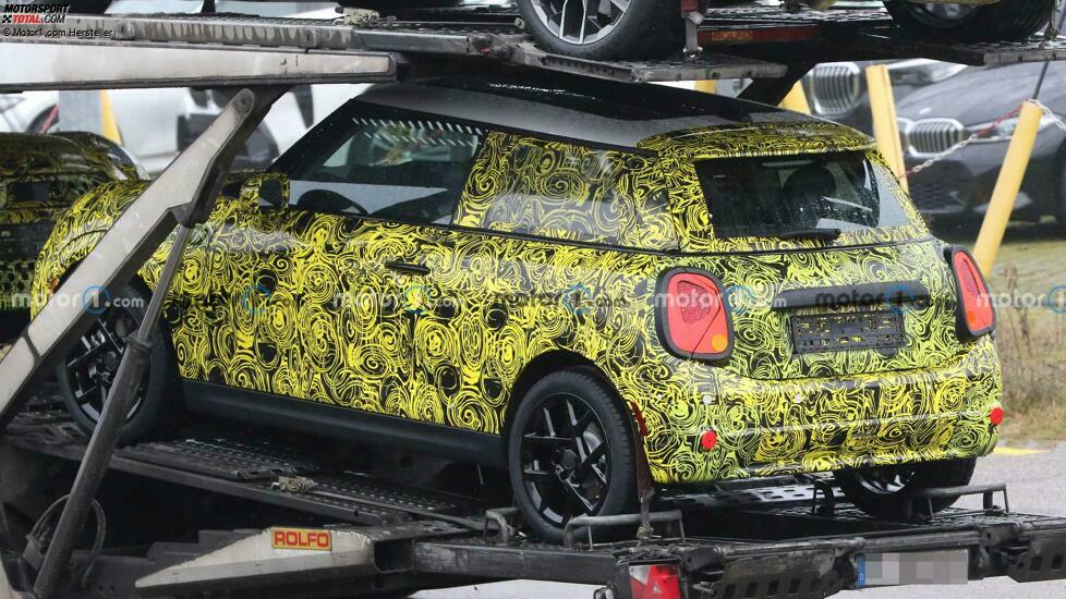 Neuer Mini Cooper (2023) mit Verbrennungsmotor als Erlkönig