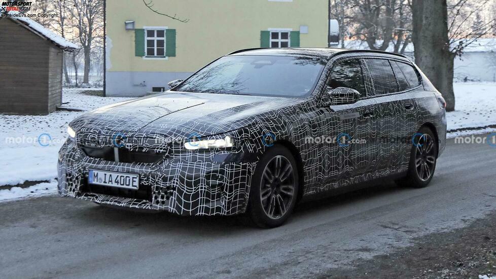 BMW i5 Touring (2023) als Erlkönig erwischt