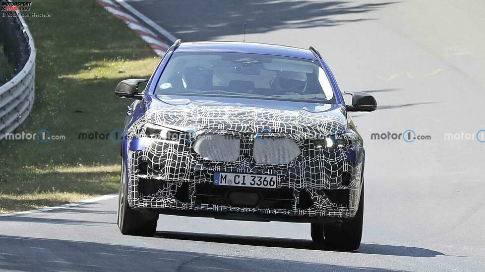 BMW X6 M (2023) mit Facelift als Erlkönig auf dem Nürburgring