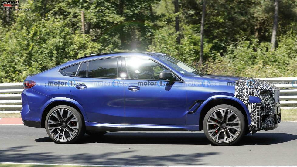 BMW X6 M (2023) mit Facelift als Erlkönig auf dem Nürburgring