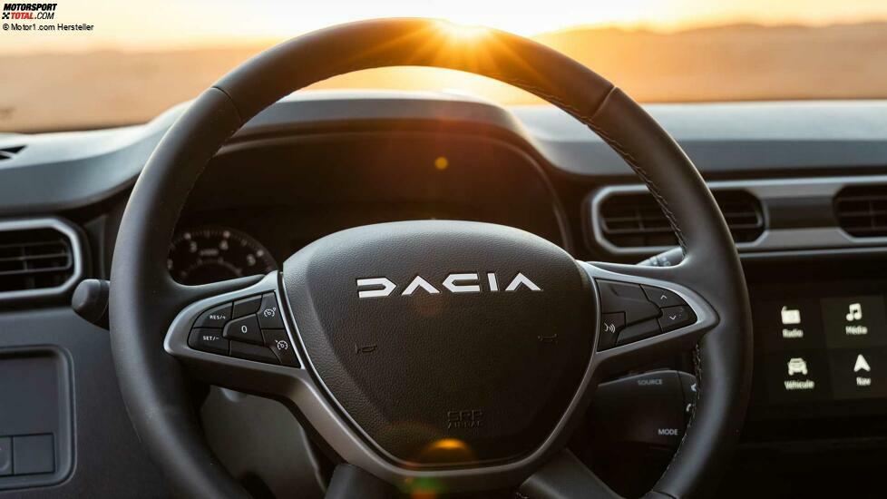 Foto - Dacia Duster (2023), la prova nel deserto
