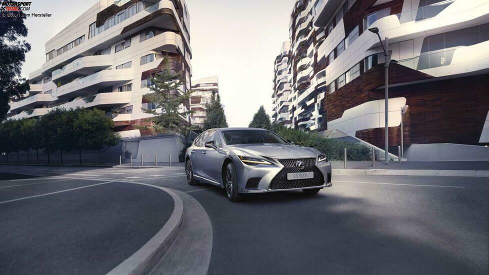 Lexus LS (2023)