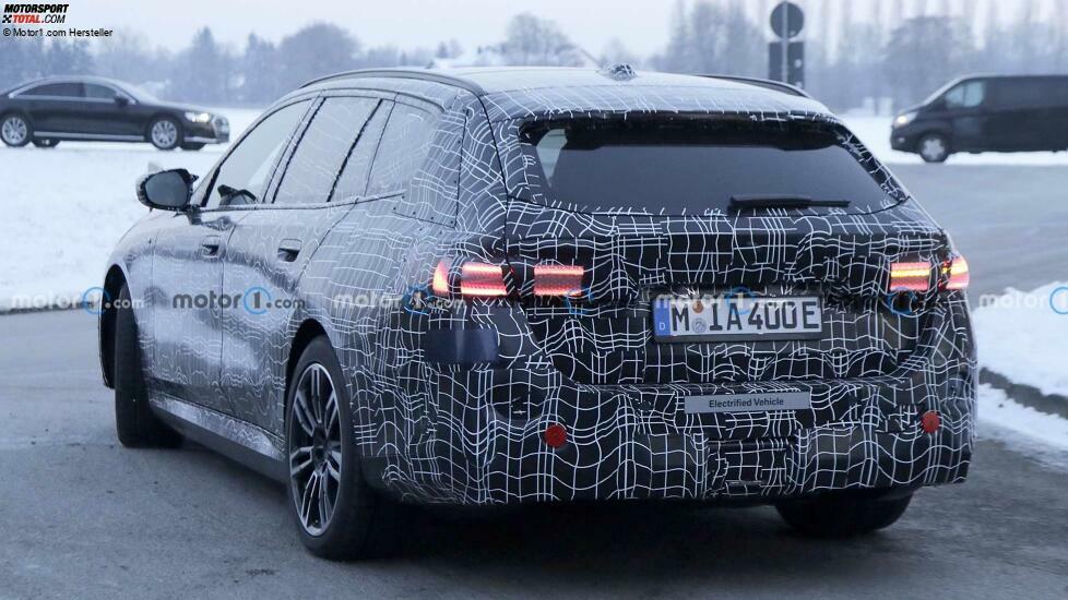 BMW i5 Touring (2023) als Erlkönig erwischt