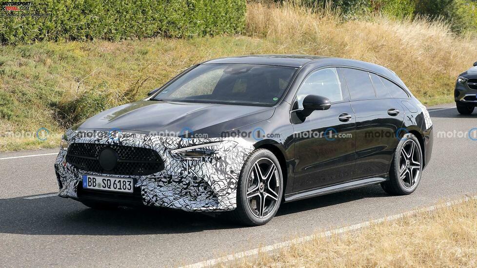 Mercedes-Benz CLA und CLA Shooting Brake als Facelift-Erlkönig erwischt