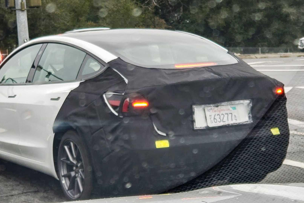 Das kommende Facelift des Tesla Model 3, oder Project Highland, wie es intern genannt wird, wurde jetzt auf der Straße gesichtet