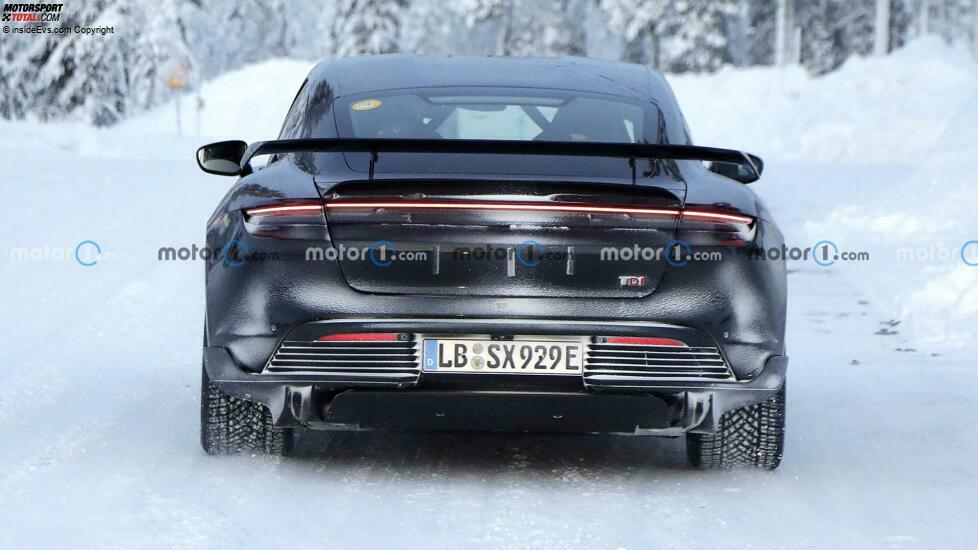 High-Performance Porsche Taycan erwischt