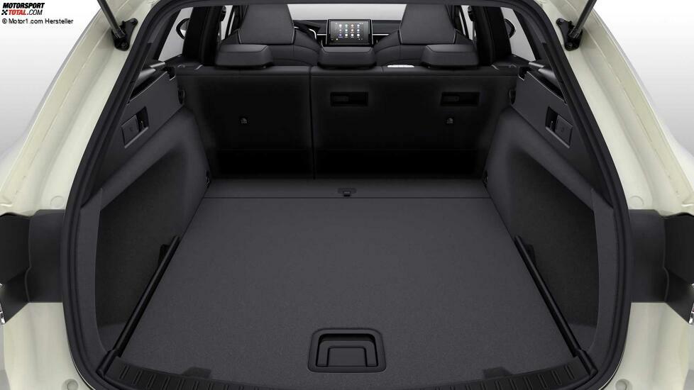 Suzuki Swace Hybrid (2023)